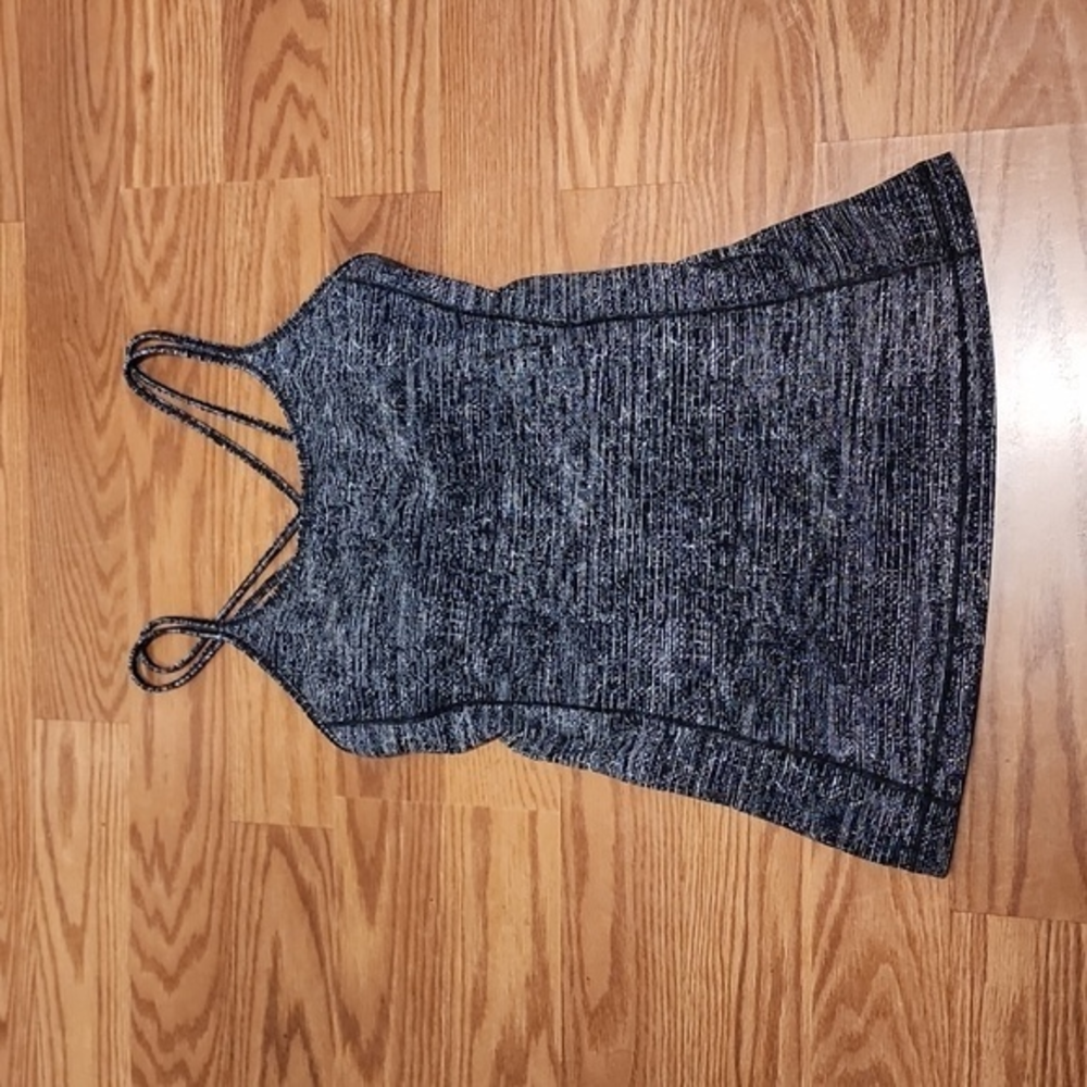 Lululemon Racerback top‎ size 4